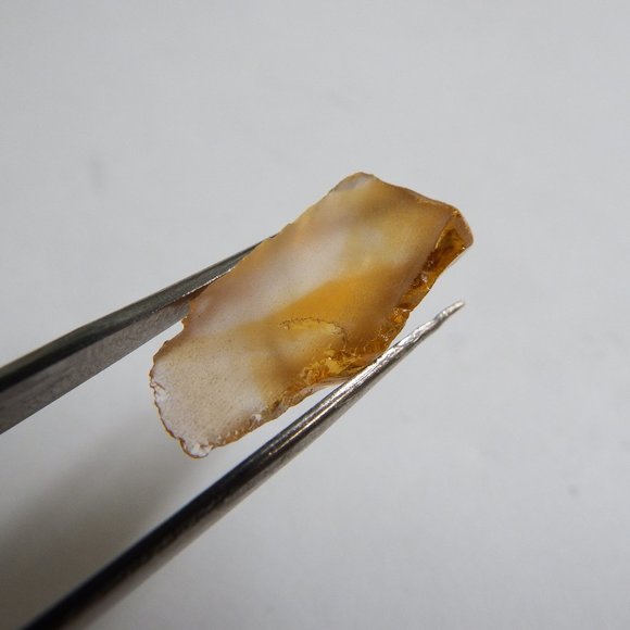 10.8ct imperial topaz bi color eye clean facet grade rough gemstone from brazil - Picture 7 of 9